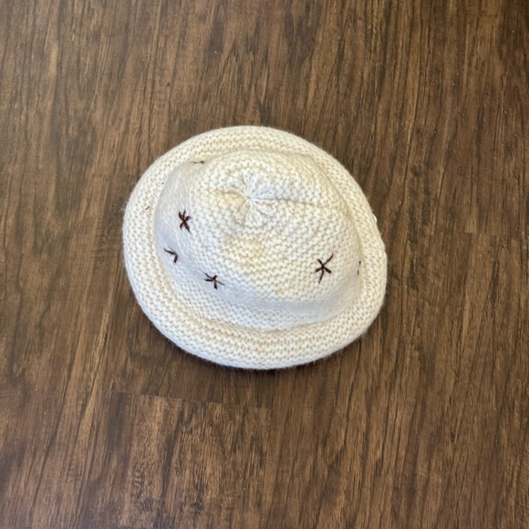 Free People Daisy Blue Knitted bucket Hat - Picture 9 of 13